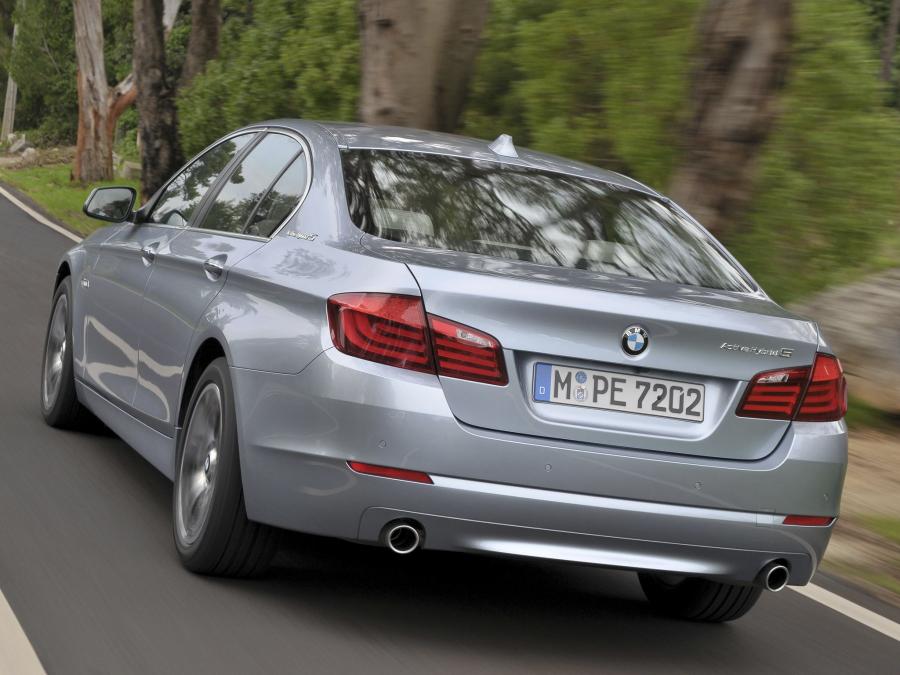  BMW ActiveHybrid 5 2012 года  (фото 2 из 157)
